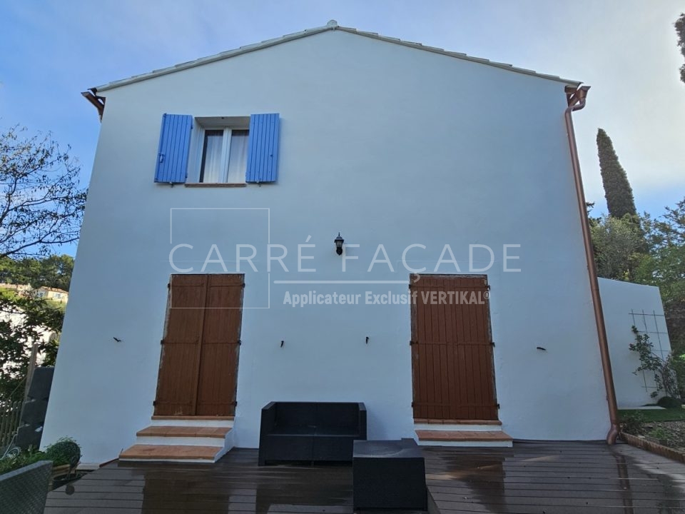 Peintre façades d'une maison à Cagnes sur mer, 06800, Alpes-Maritimes